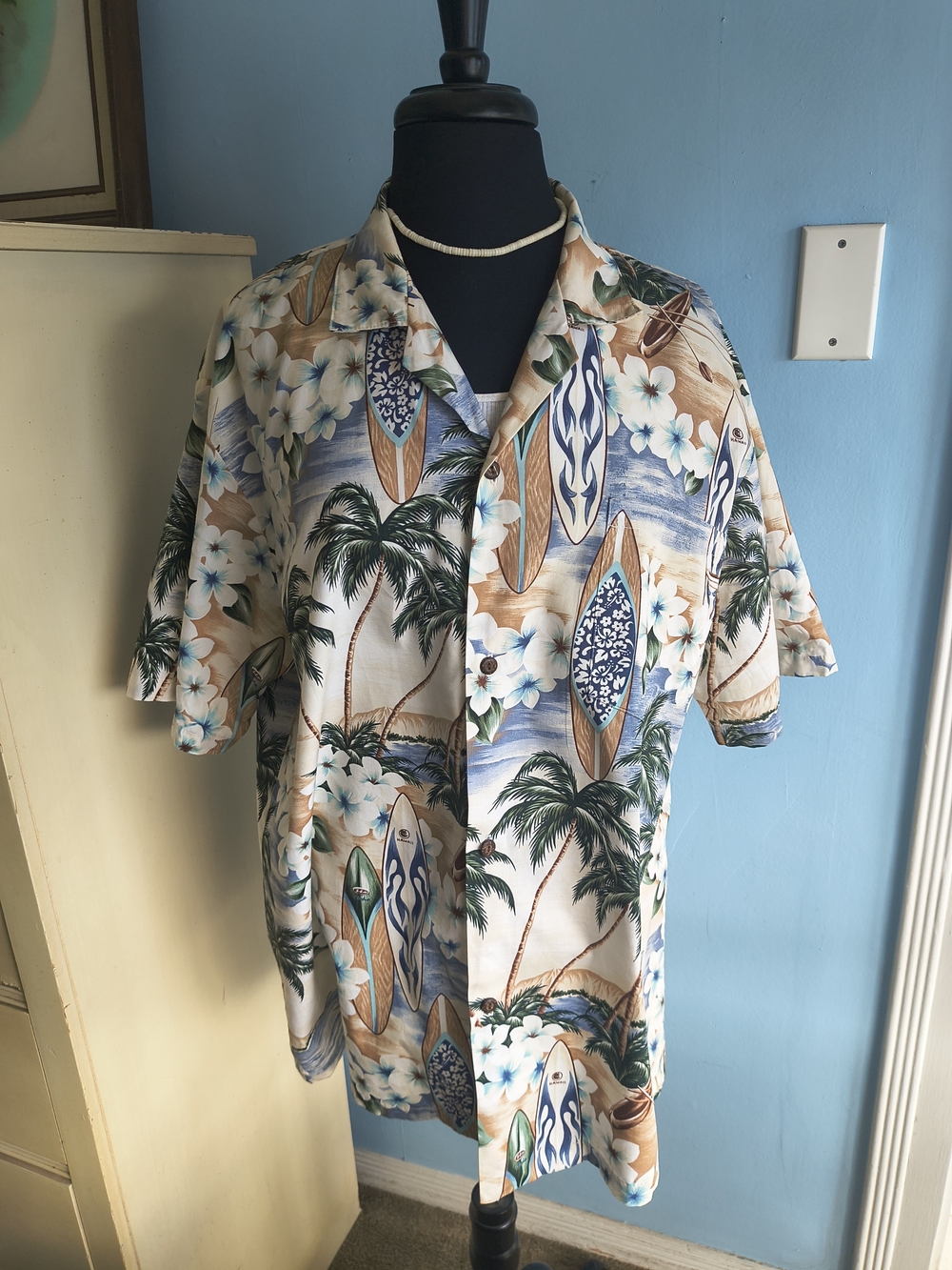 🌴 Vtg. KY's International Fashion Made In Hawaii Button-Up in Blue, Green & Tan